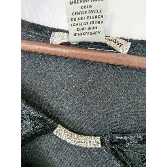 Belah & Codey Vamp Goth Black Velvet Keyhole Neck Metal Rhinestone XL Top Y2K - Picture 7 of 10